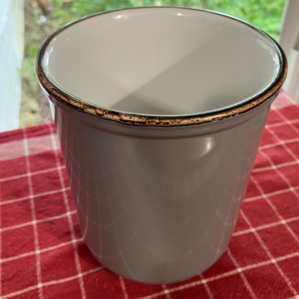 Utensil Holder - Picture 2 of 5